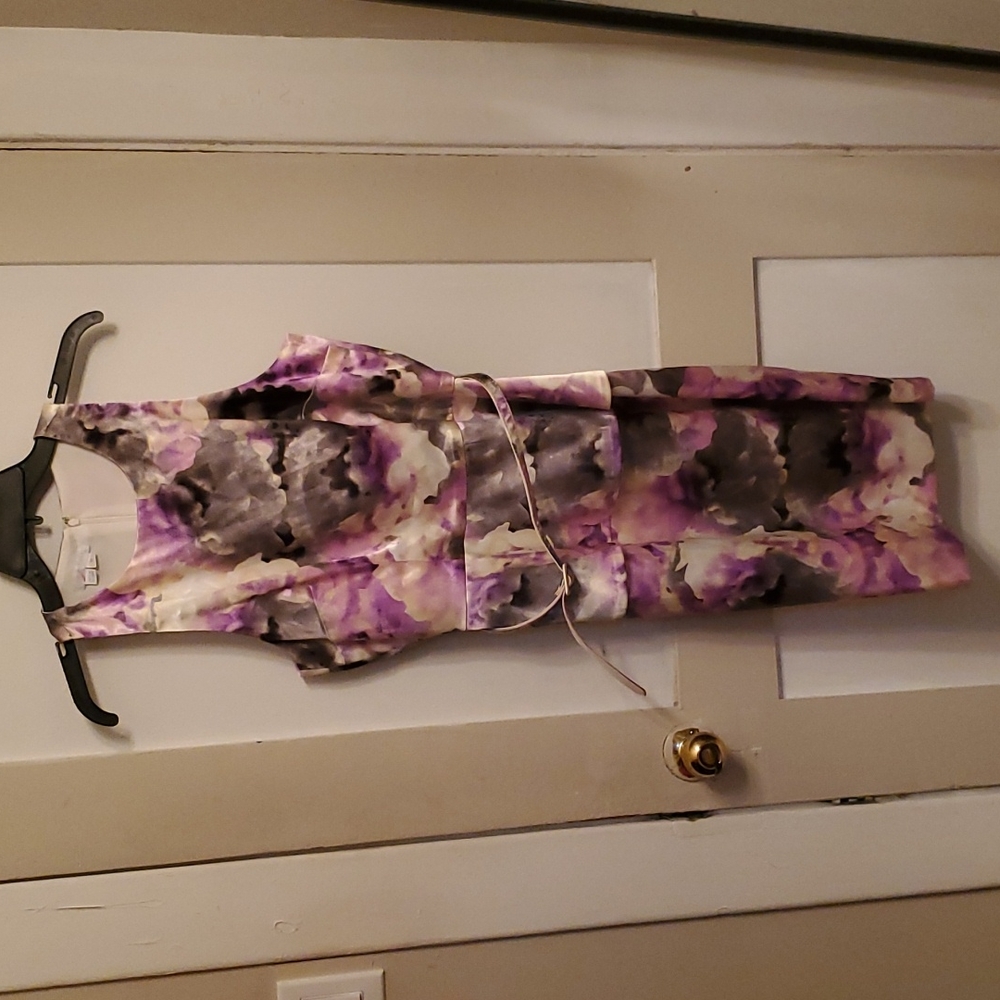 3/$30 London Times Satiny Dress with Belt and Peplum